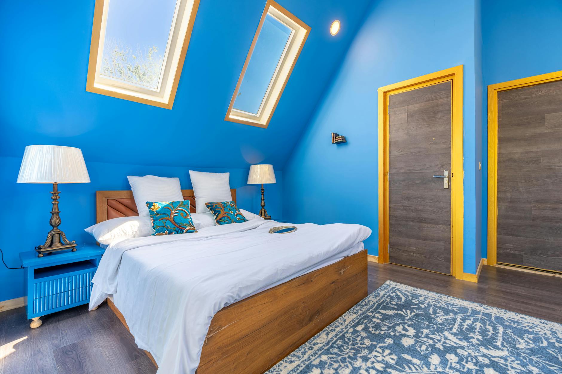 Okno dachowe Velux - kompleksowy przewodnik dla nowoczesnych budynków - zdjecie w tresci